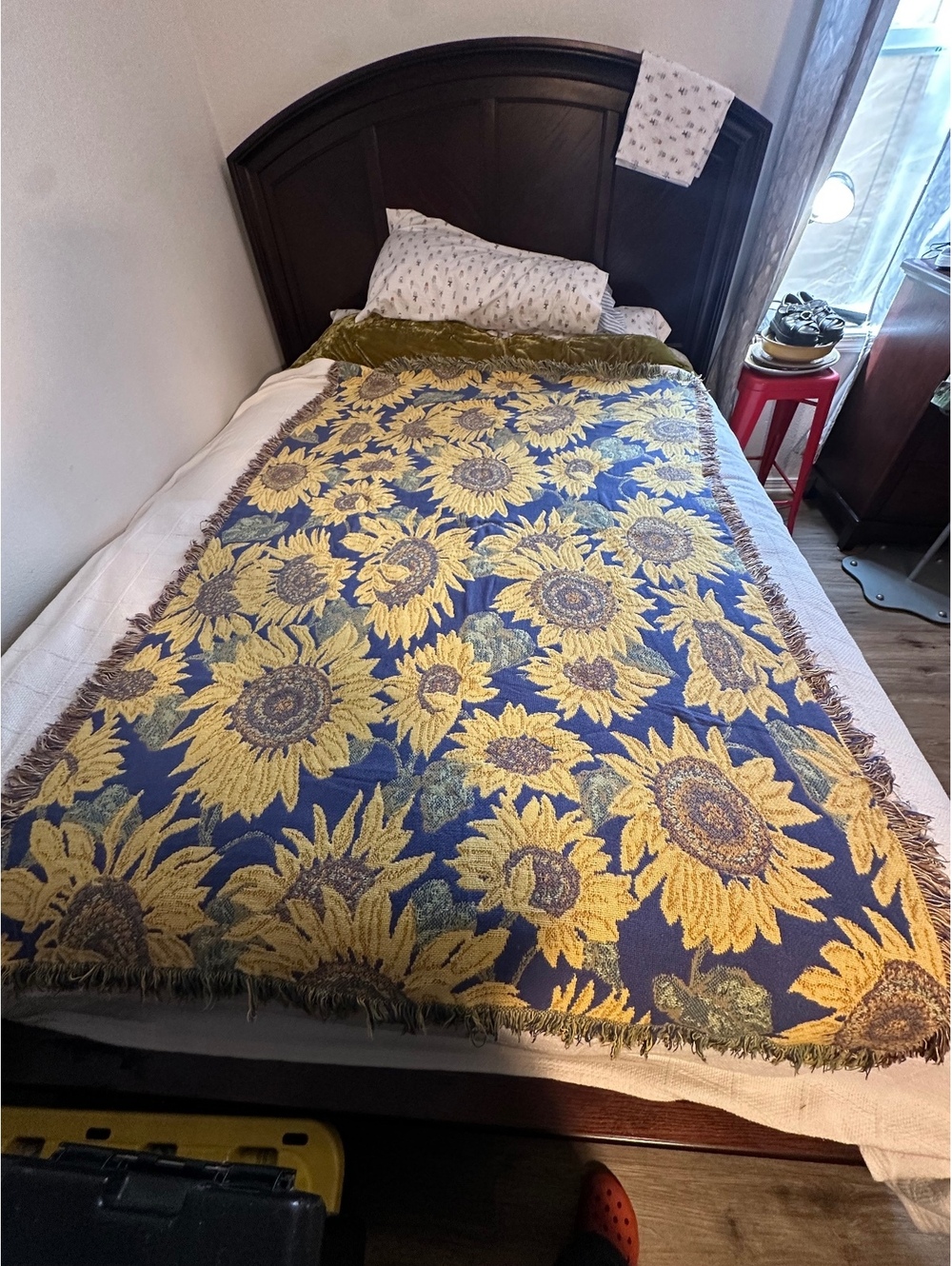 Sunflower Pattern Jacquard Throw Blanket with Fringe Edges